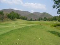 Dragon Hills Golf & Country Club - Fairway